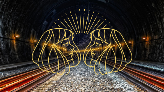 tunel z dwoma torami, słabo oświetlony